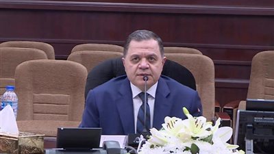 بمناسبة العام الجديد.. وزير الداخلية يبعث برقيات تهنئة لـ
