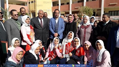 نائب الوزير لشئون المعلمين يتفقد مدارس ومعلمي الوادي الجديد