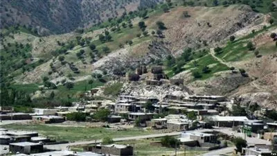 فتاة تحرق نفسها في إيران بسبب الزواج المبكر