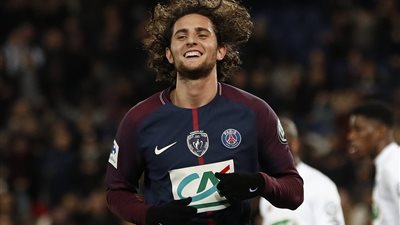 عاجل.. برشلونة يوضح حقيقة تعاقده مع نجم باريس سان جيرمان