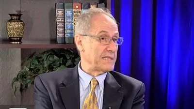 أكاديمي: زيارة ترامب للعراق 