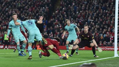 فينجر يتحدث عن أسوأ لحظة في حياة محمد صلاح