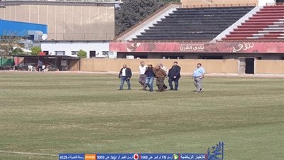 عاجل.. مارتن لاسارتي ينظف ملعب الأهلي بنفسه (لقطة حضارية)