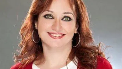 أسهل طريقة لعمل ساندويتشات شجرة رأس السنة مع أية حسني