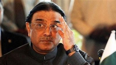 الرئيس الباكستاني الأسبق يواجه الاعتقال بتهمة غسل الأموال