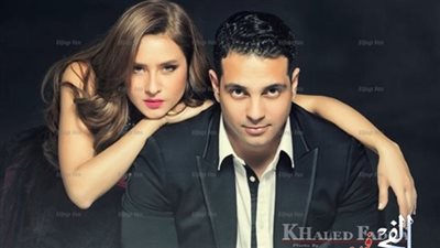 طليق نيللي كريم يهاجمها: 