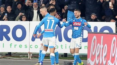 نابولي يخطط للتعاقد مع صفقة نارية