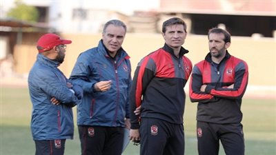 ماذا طلب لاسارتي من لاعبي الأهلي قبل موقعة بيراميدز