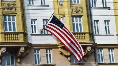 واشنطن تطالب موسكو بالسماح للأمريكي الموقوف بالتواصل مع القنصلية