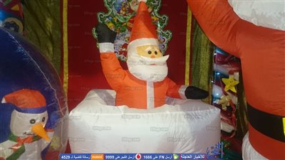 بالون بابا نويل يستقبل المصلين في ليلة رأس السنة بالكنيسة المرقسية بالإسكندرية (فيديو وصور)