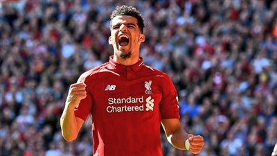 بالاس وشتوتجارت يتصارعان على مهاجم ليفربول