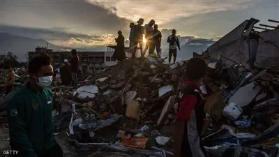 كارثة جديدة في إندونيسيا.. قتلى ومفقودون بالعشرات