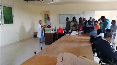 استمرار أعمال مبادرة 100 مليون صحة داخل جبال البحر الأحمر (صور)