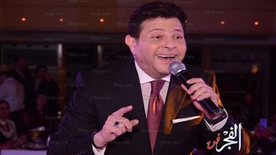 هاني شاكر وساموزين وشاهيناز يحيون حفل الفور سيزون بالجيزة (صور) 