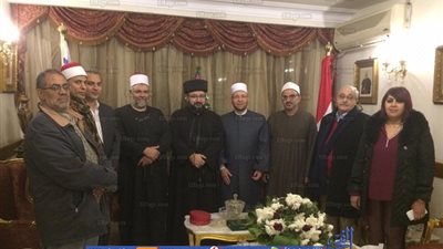 إيبارشية القاهرة الكلدانية تستقبل عدد من الأئمة للتهنئة بعيد الميلاد