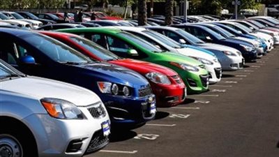تعرف على نسبة الانخفاض في أسعار السيارات بعد إلغاء الجمارك