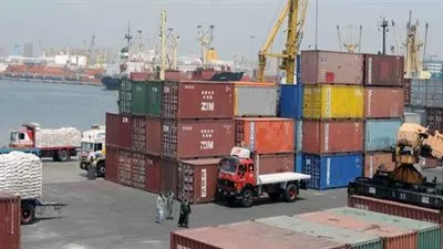 غلق بوغاز مينائي الإسكندرية والدخيلة لسوء الأحوال الجومائية 