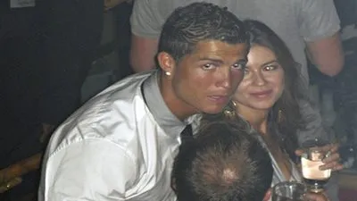 كاثرين مايورجا تحكي كيف اغتصبها رونالدو؟