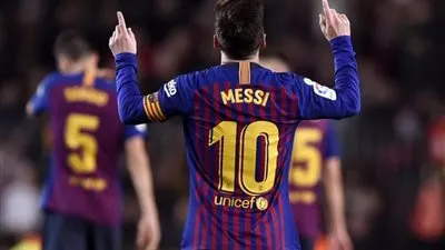 مهاجم برشلونة يقرر الرحيل عن الفريق 