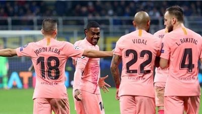 ميسي يطلب من برشلونة ضم 5 صفقات بـ