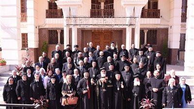 وفد من الطوائف الكاثوليكية يهنئ البابا تواضروس بالعيد