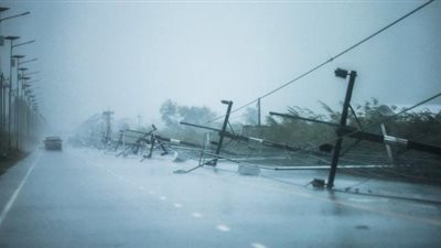 استئناف رحلات الطيران والسكك الحديدية فى تايلاند بعد أسوأ عاصفة منذ 30 عاما