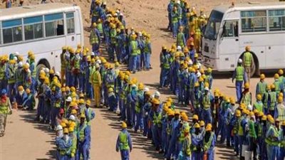 قرارات جديدة تزيد من معاناة الوافدين في قطر