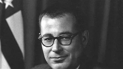 وفاة وزير دفاع أمريكي سابق عن عمر ناهز 91 عاما