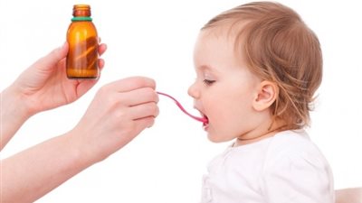 أخطاء شائعة تقومين بها مع مولودك.. تجنبيها