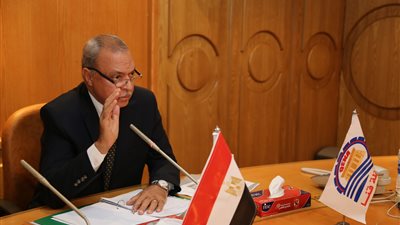 محافظ قنا ينعى شهيد كنيسة العذراء ويؤكد: الدولة ستقتلع الإرهاب من جذوره