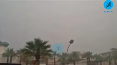 شاهد.. أمطار غزيرة تضرب شوارع دمياط (فيديو) 