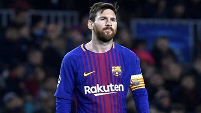 ليونيل ميسي يتلقى أول صدمة في 2019