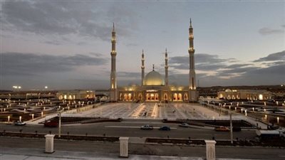 عاجل.. الرئيس السيسي يفتح مسجد الفتاح العليم بالعاصمة الإدارية بعد قليل