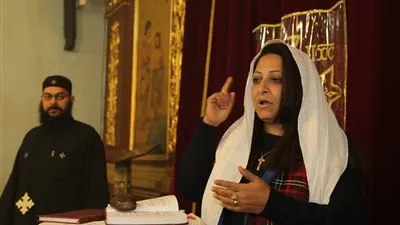 للمرة الأولى.. ترجمة قداس عيد الميلاد للصم والبكم (صور)