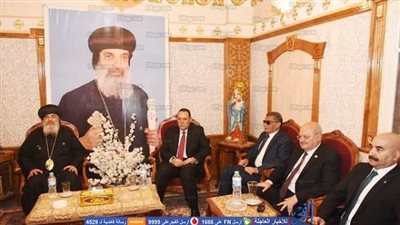 محافظ الشرقية يهنئ الأنبا مقار أسقف فاقوس والعاشر من رمضان بعيد الميلاد المجيد (صور)