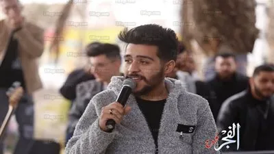 أحمد كامل يشعل حفل قرية 