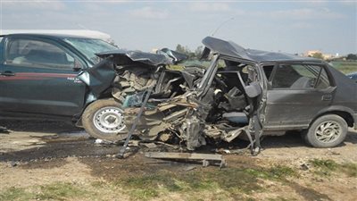 المرور يرفع حطام تصادم سيارتين أسفر عن مصرع 5 أشخاص بناهيا 