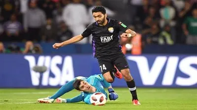 ننشر صور عقد حسين الشحات مع الأهلي