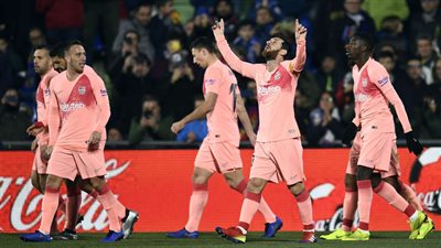 برشلونة يحسم مصير نجم الفريق 