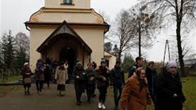 نشطاء يطالبون بابا الفاتيكان بفصل أساقفة بولنديين لعدم الإبلاغ عن اعتداءات جنسية