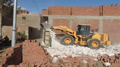 الأجهزة الأمنية تواصل تأمين إزالة التعديات على الأراضي الزراعي وأملاك الدولة