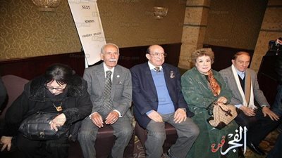 كمال الدين عيد: مهرجان المسرح العربي كفيل بتصحيح ومراجعته في 50 عاما