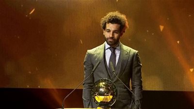 أول رد فعل من محمد صلاح بعد فوزه بجائزة أفضل لاعب في إفريقيا