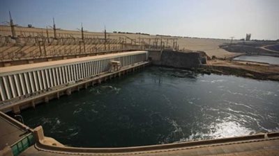 حكايات اليوم.. وضع حجر الأساس لبناء السد العالي.. ورحيل حمادة إمام