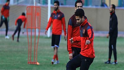 عاجل.. مدة غياب طويلة لنجم الأهلي المصاب بـ