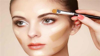 تعرفي على الطريقة الصحيحة لوضع كريم الأساس باحترافية (فيديو)