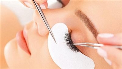 أفضل طريقة لتركيب الرموش الصناعية للمبتدئين (فيديو)