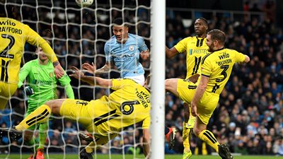 بسوبر هاتريك جيسوس.. مانشستر سيتي يكتسح بيرتون في كأس الرابطة