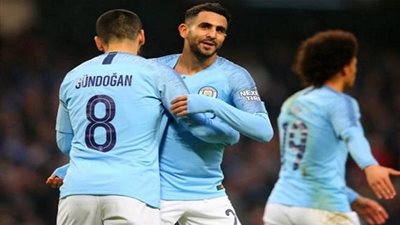 بعد هدفه أمام بيرتون.. محرز يحقق أرقاما مذهلة مع مانشستر سيتي