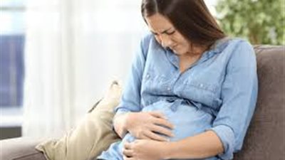 للمرأة الحامل.. ما الفرق بين الطلق الكاذب والحقيقي؟